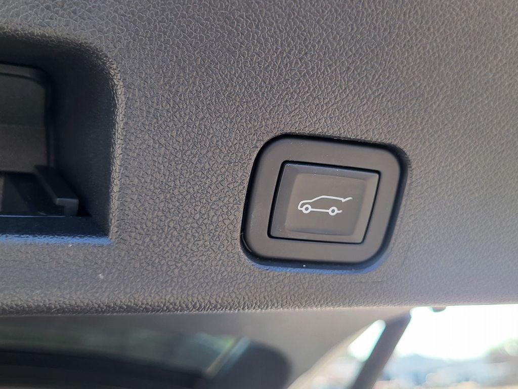2025 Chevrolet Traverse FWD LT