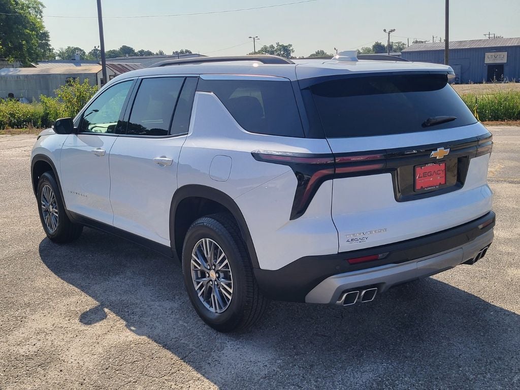 2025 Chevrolet Traverse FWD LT