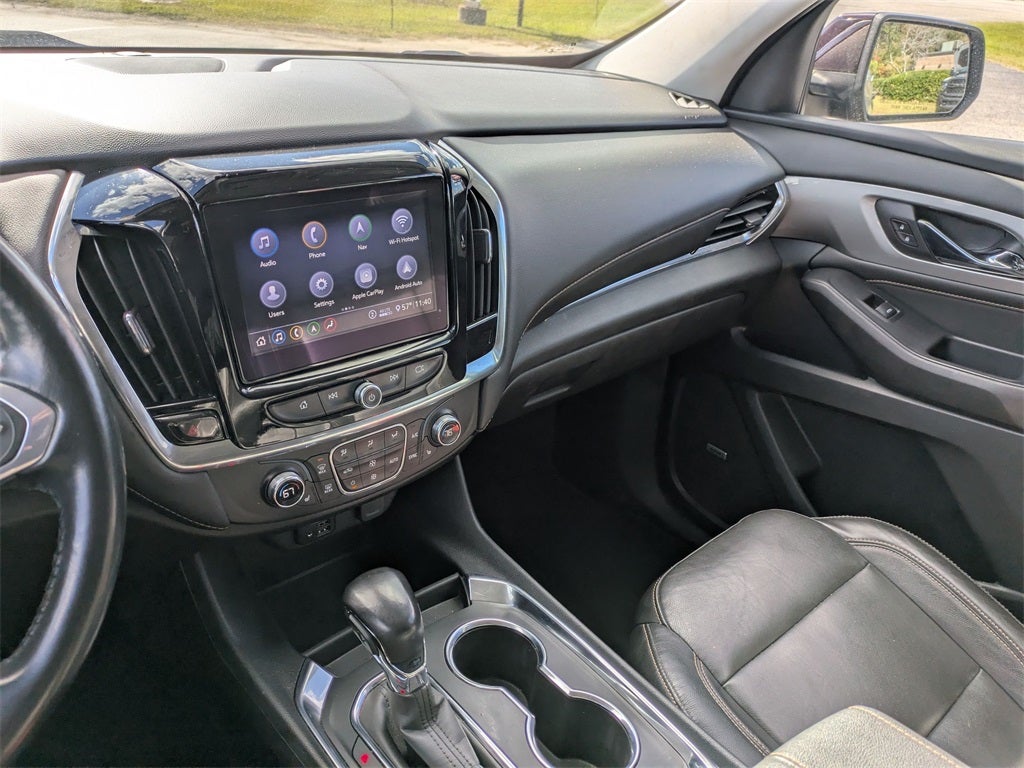 2021 Chevrolet Traverse AWD LT Leather