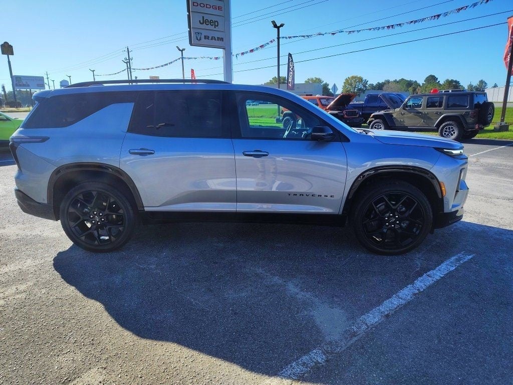 2024 Chevrolet Traverse AWD RS