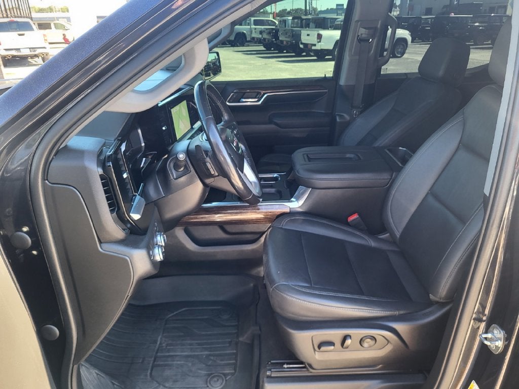 2022 GMC Sierra 1500 2WD Crew Cab Short Box Elevation