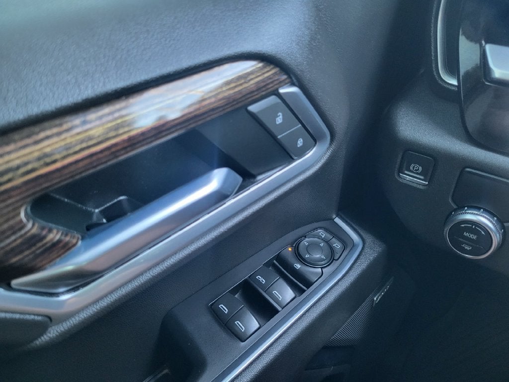 2022 GMC Sierra 1500 2WD Crew Cab Short Box Elevation