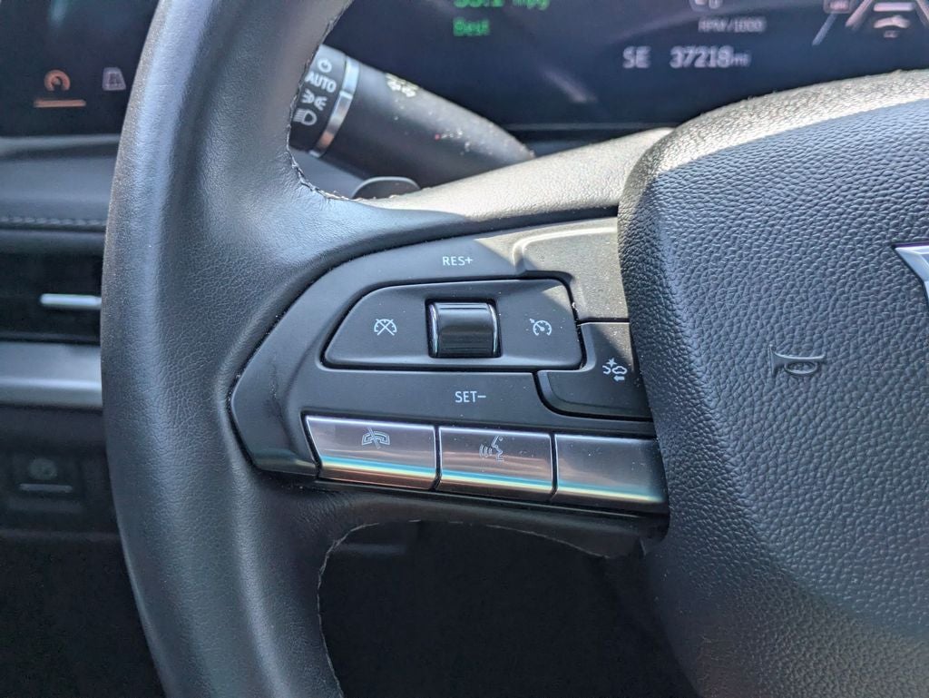 2025 Cadillac XT4 FWD Premium Luxury