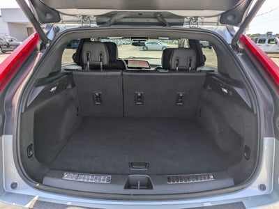 2025 Cadillac XT4 FWD Premium Luxury