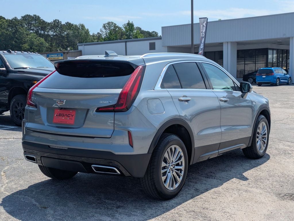 2025 Cadillac XT4 FWD Premium Luxury
