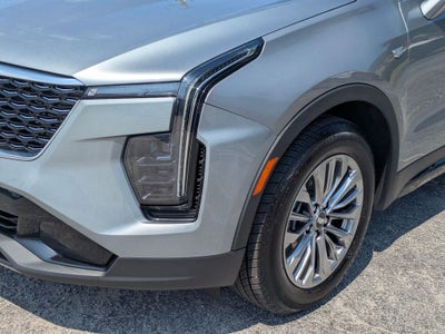 2025 Cadillac XT4 FWD Premium Luxury