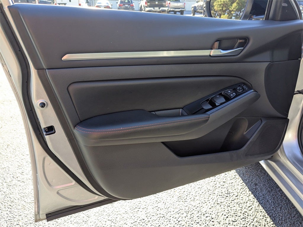 2024 Nissan Altima SR FWD