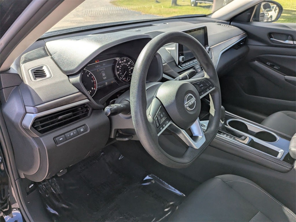 2023 Nissan Altima SV FWD