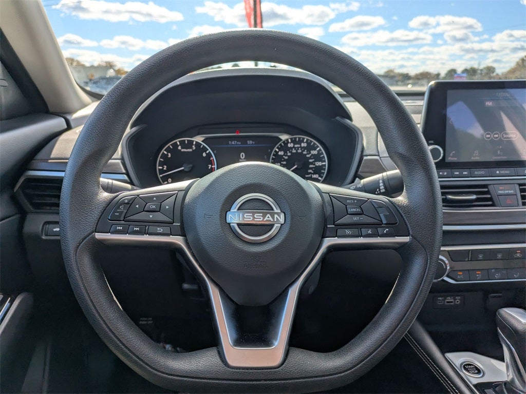 2023 Nissan Altima SV FWD