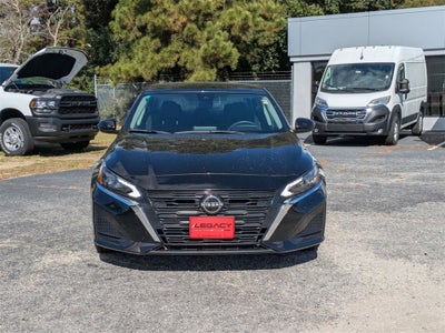 2023 Nissan Altima SV FWD