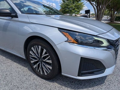 2024 Nissan Altima SV FWD