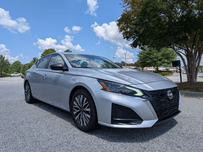 2024 Nissan Altima SV FWD