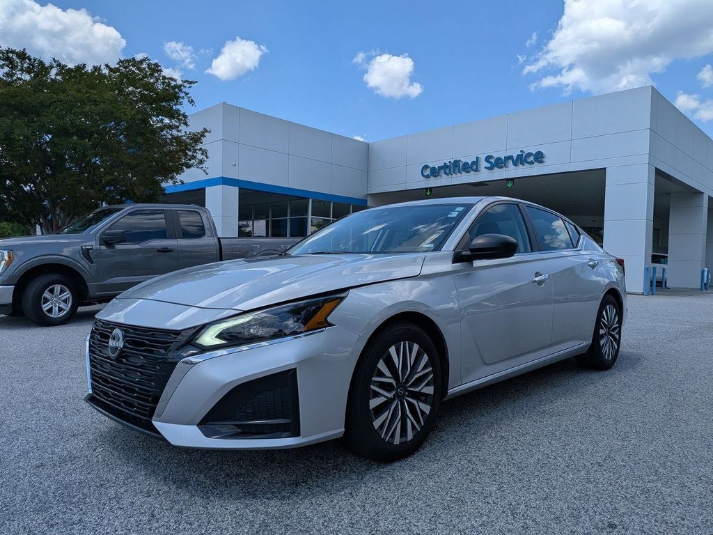 2024 Nissan Altima SV FWD