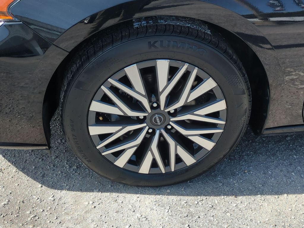 2024 Nissan Altima SV FWD