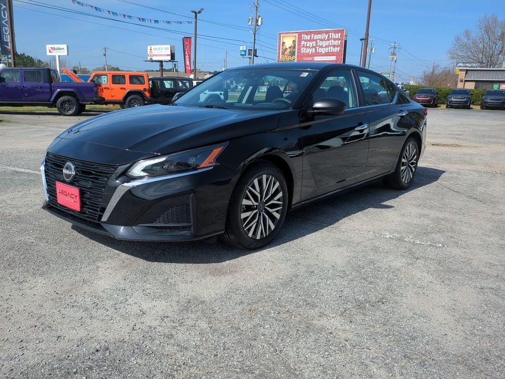 2024 Nissan Altima SV FWD