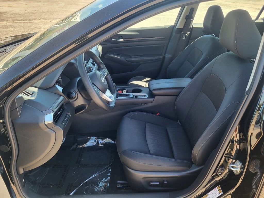 2025 Nissan Altima SV AWD
