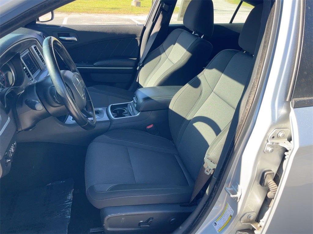 2022 Dodge Charger SXT RWD