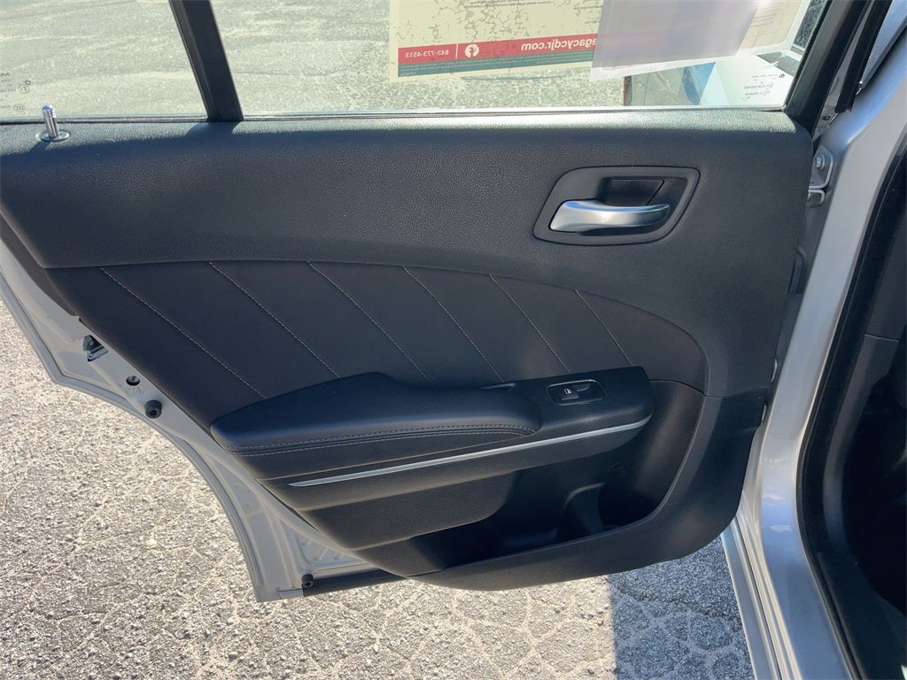 2022 Dodge Charger SXT RWD