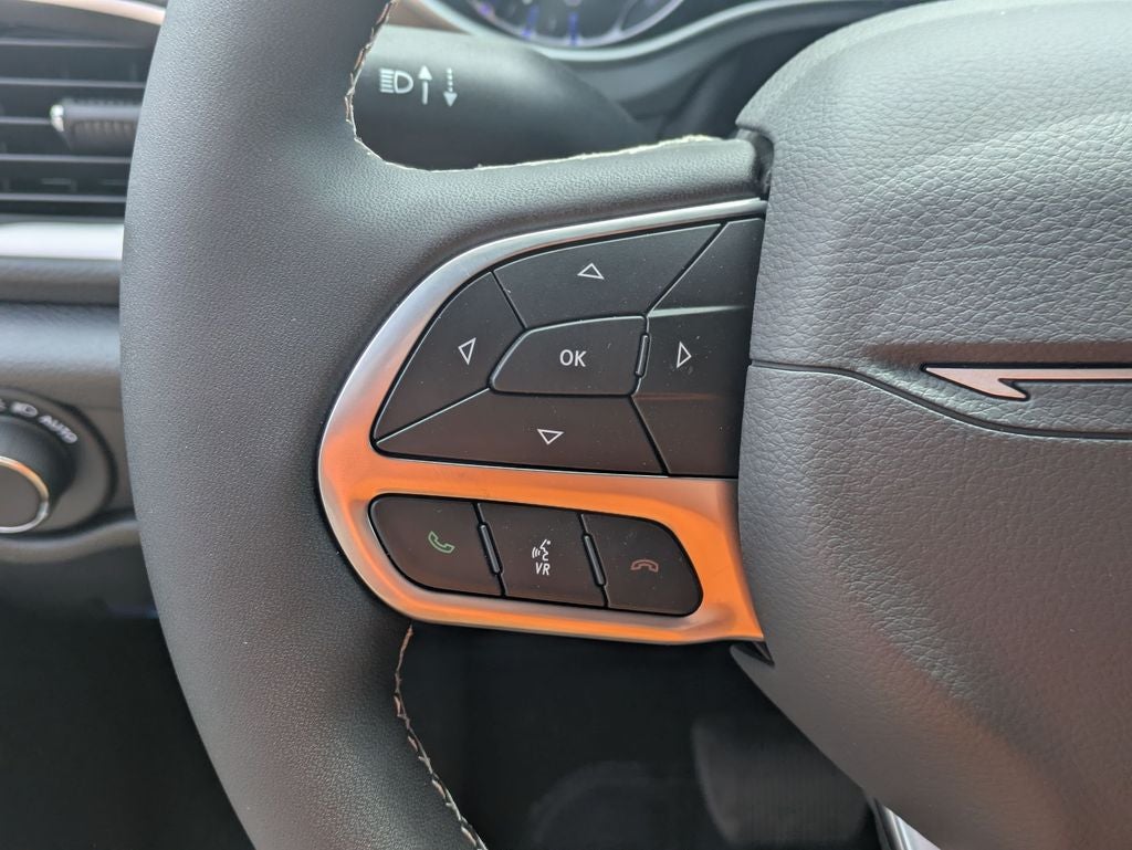 2027 Chrysler Pacifica PACIFICA SELECT