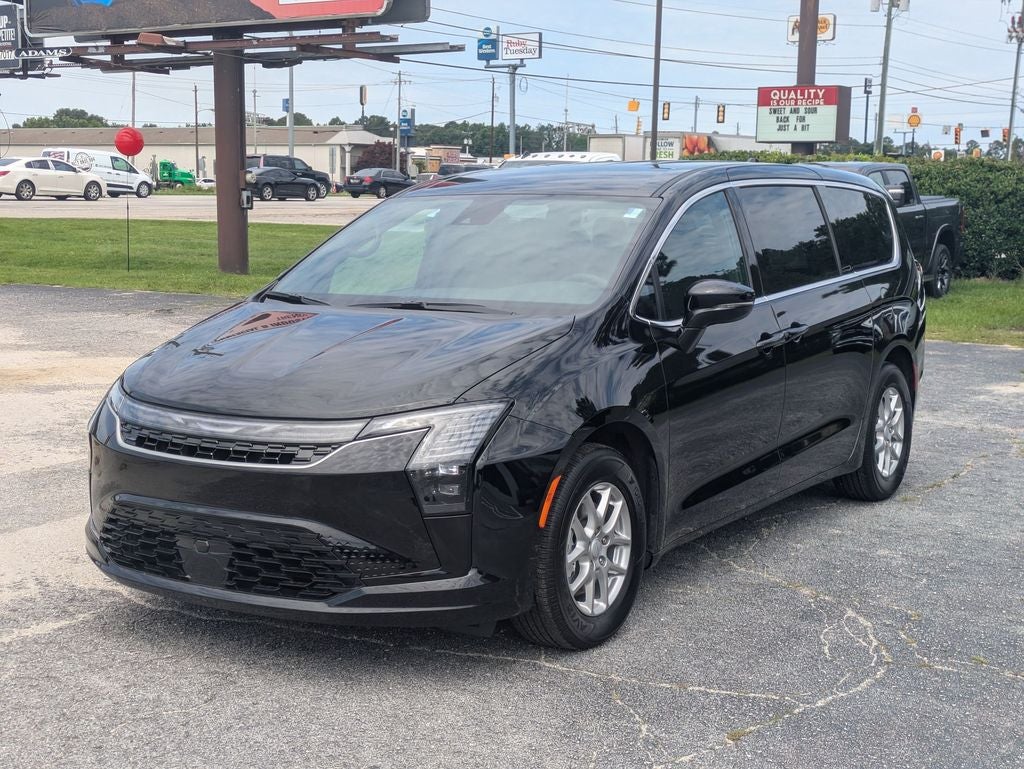 2027 Chrysler Pacifica PACIFICA SELECT