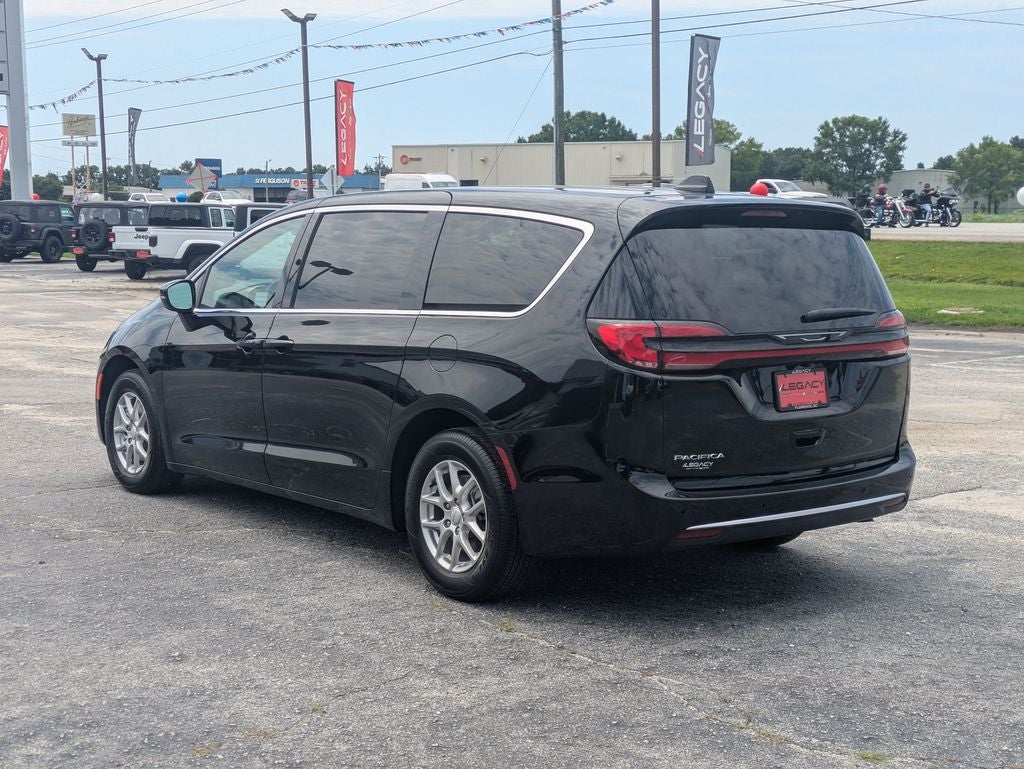 2027 Chrysler Pacifica PACIFICA SELECT