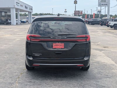 2027 Chrysler Pacifica PACIFICA SELECT