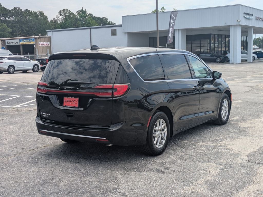 2027 Chrysler Pacifica PACIFICA SELECT