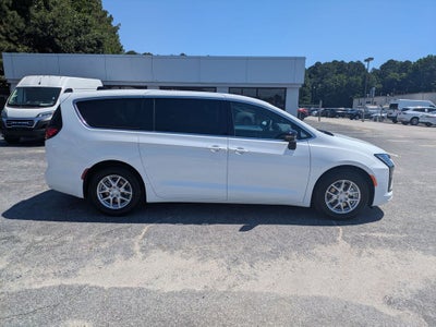 2027 Chrysler Pacifica PACIFICA SELECT