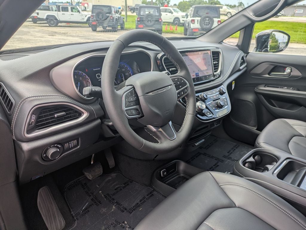 2027 Chrysler Pacifica PACIFICA SELECT