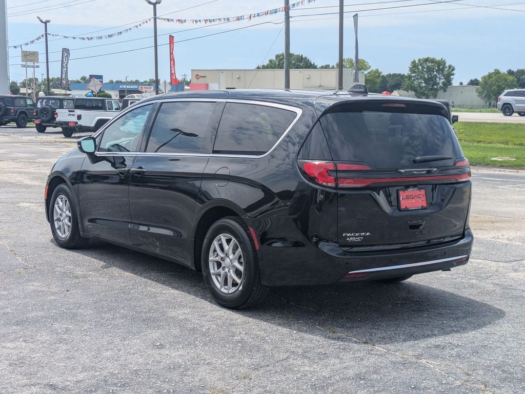2027 Chrysler Pacifica PACIFICA SELECT