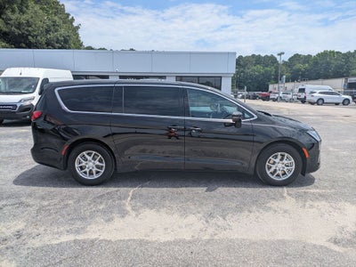2027 Chrysler Pacifica PACIFICA SELECT
