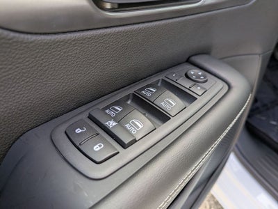 2026 Chrysler Voyager VOYAGER LX