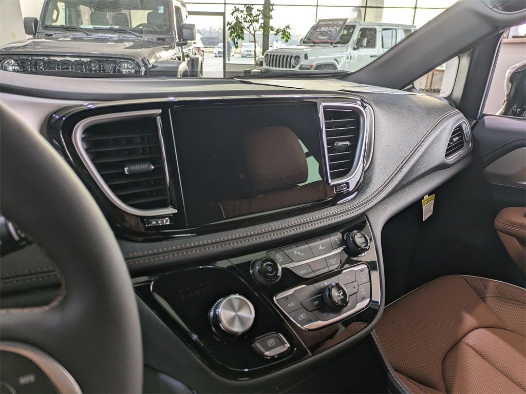 2026 Chrysler Pacifica PACIFICA PINNACLE