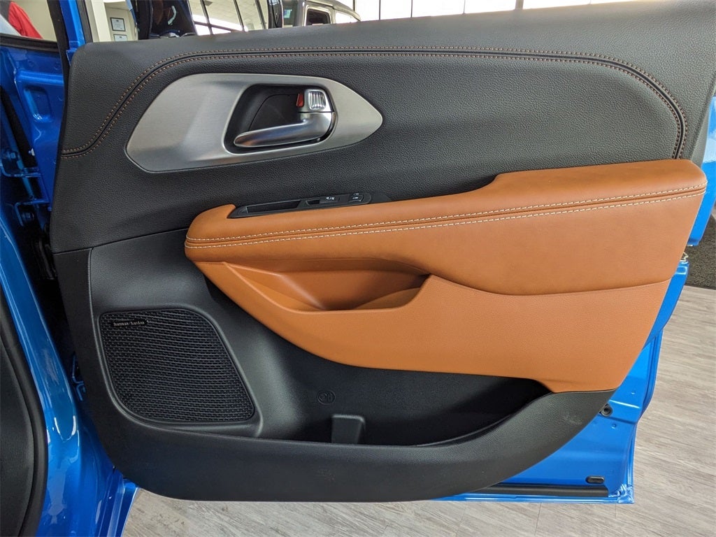 2026 Chrysler Pacifica PACIFICA PINNACLE