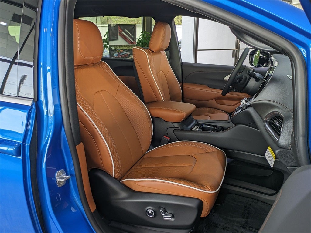 2026 Chrysler Pacifica PACIFICA PINNACLE