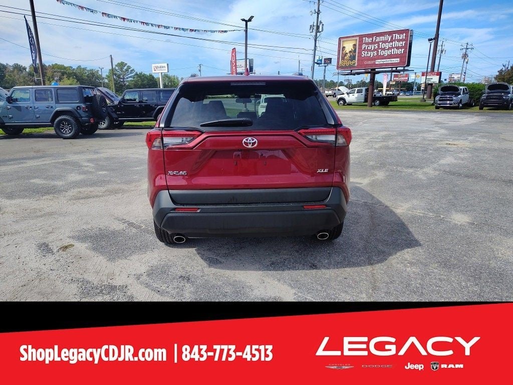 2024 Toyota RAV4 XLE