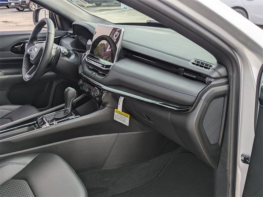 2026 Jeep Compass COMPASS LATITUDE 4X4