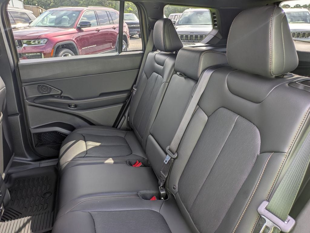 2026 Jeep Cherokee CHEROKEE OVERLAND 4X4