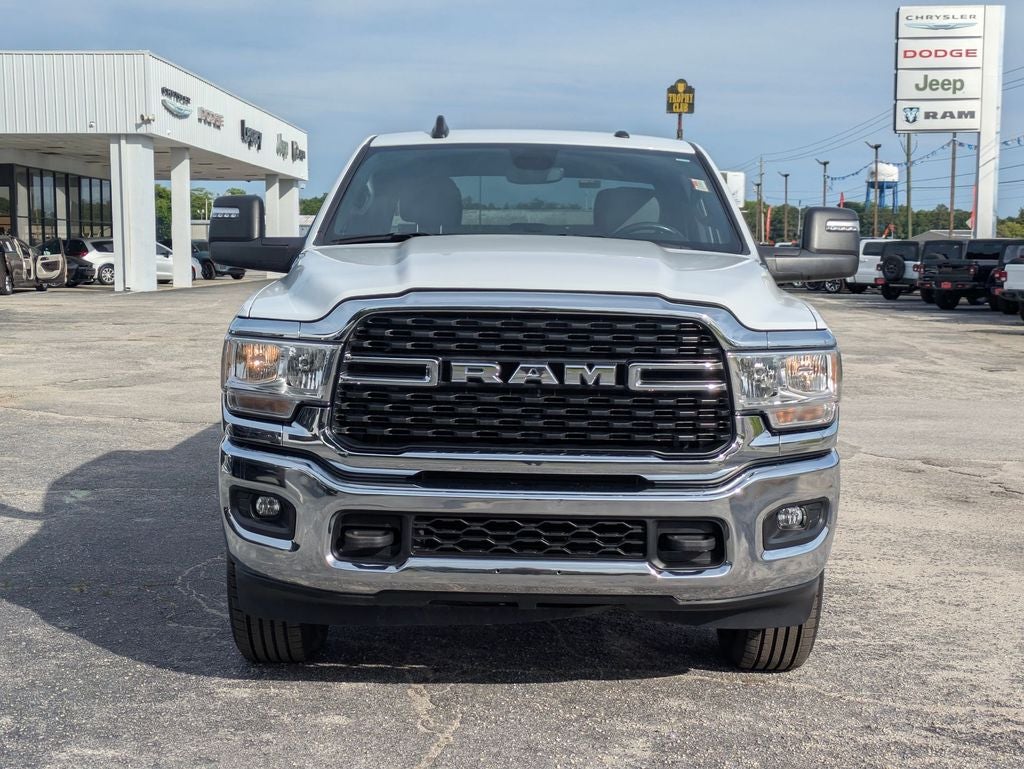 2024 RAM 3500 Big Horn Crew Cab 4x4 8' Box