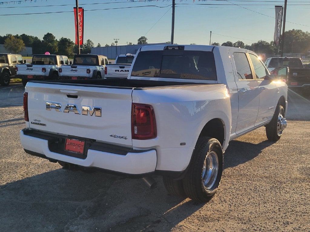 2027 RAM 3500 RAM 3500 LARAMIE MEGA CAB 4X4 6'4' BOX