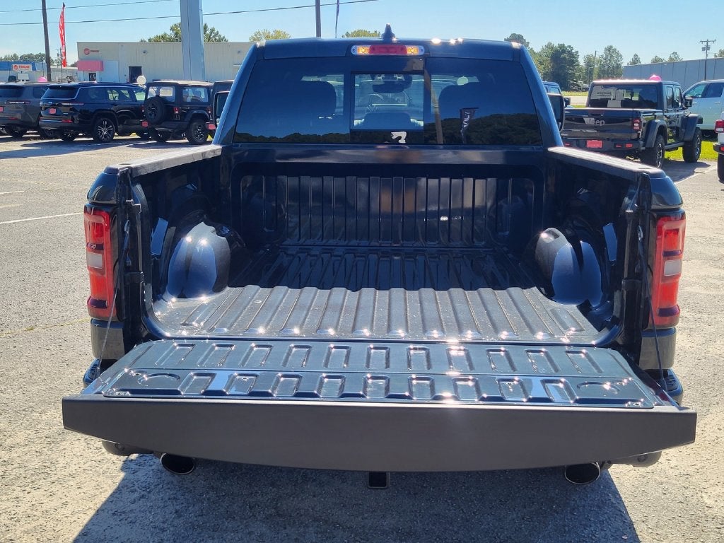 2027 RAM Ram 1500 RAM 1500 BIG HORN CREW CAB 4X4 5'7' BOX