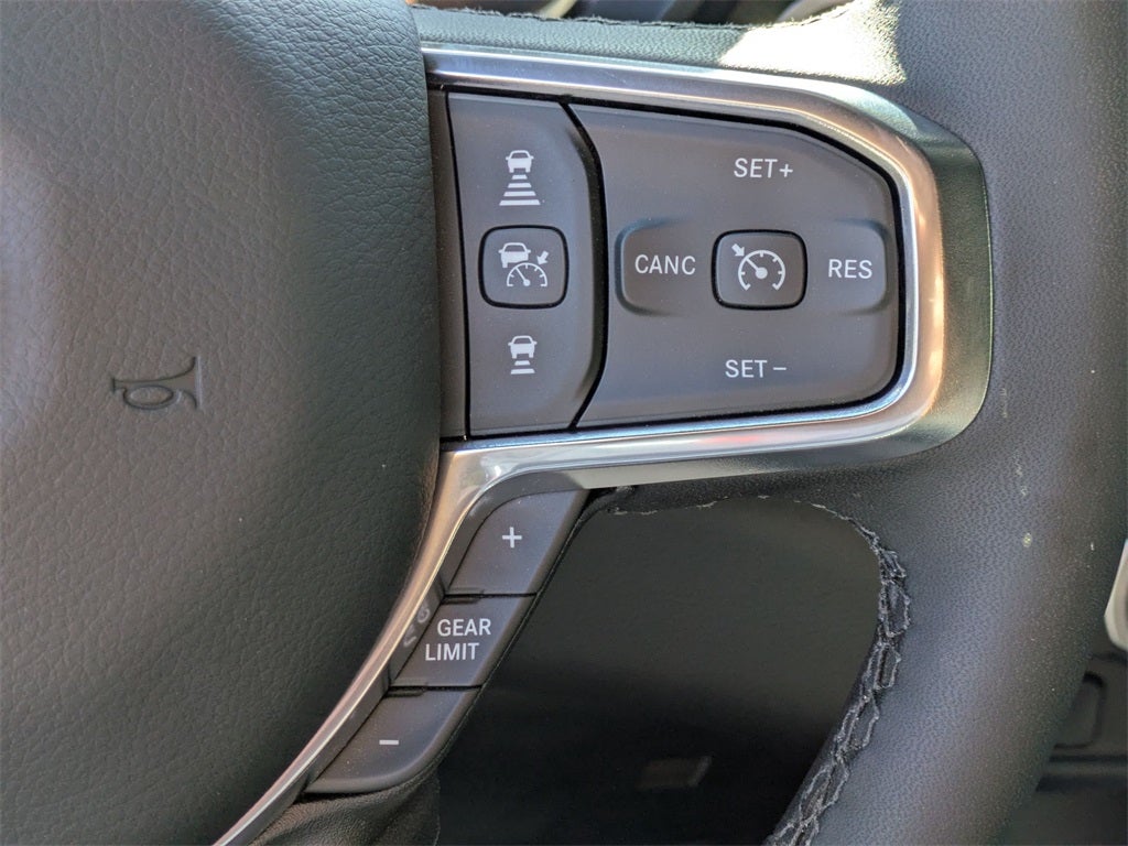 2025 RAM Ram 1500 RAM 1500 BIG HORN CREW CAB 4X4 5'7' BOX