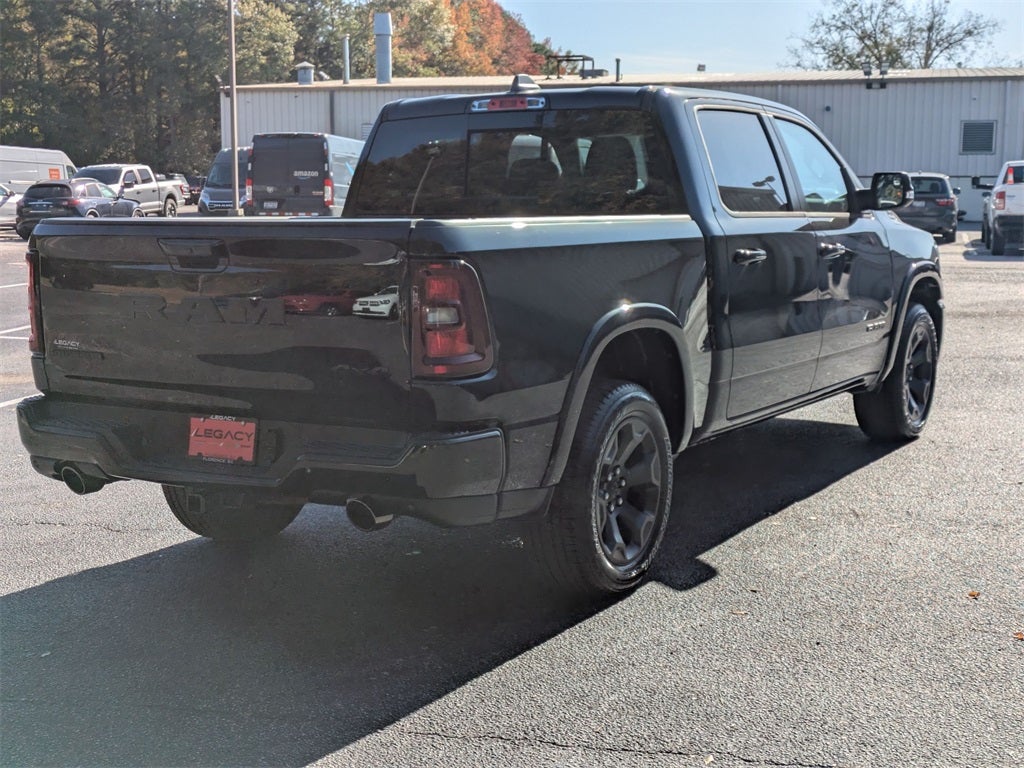 2025 RAM Ram 1500 RAM 1500 BIG HORN CREW CAB 4X4 5'7' BOX