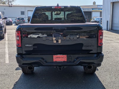 2025 RAM Ram 1500 RAM 1500 BIG HORN CREW CAB 4X4 5'7' BOX