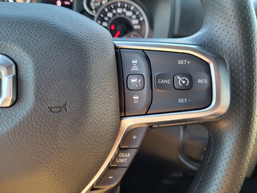 2027 RAM Ram 2500 RAM 2500 TRADESMAN CREW CAB 4X4 6'4' BOX
