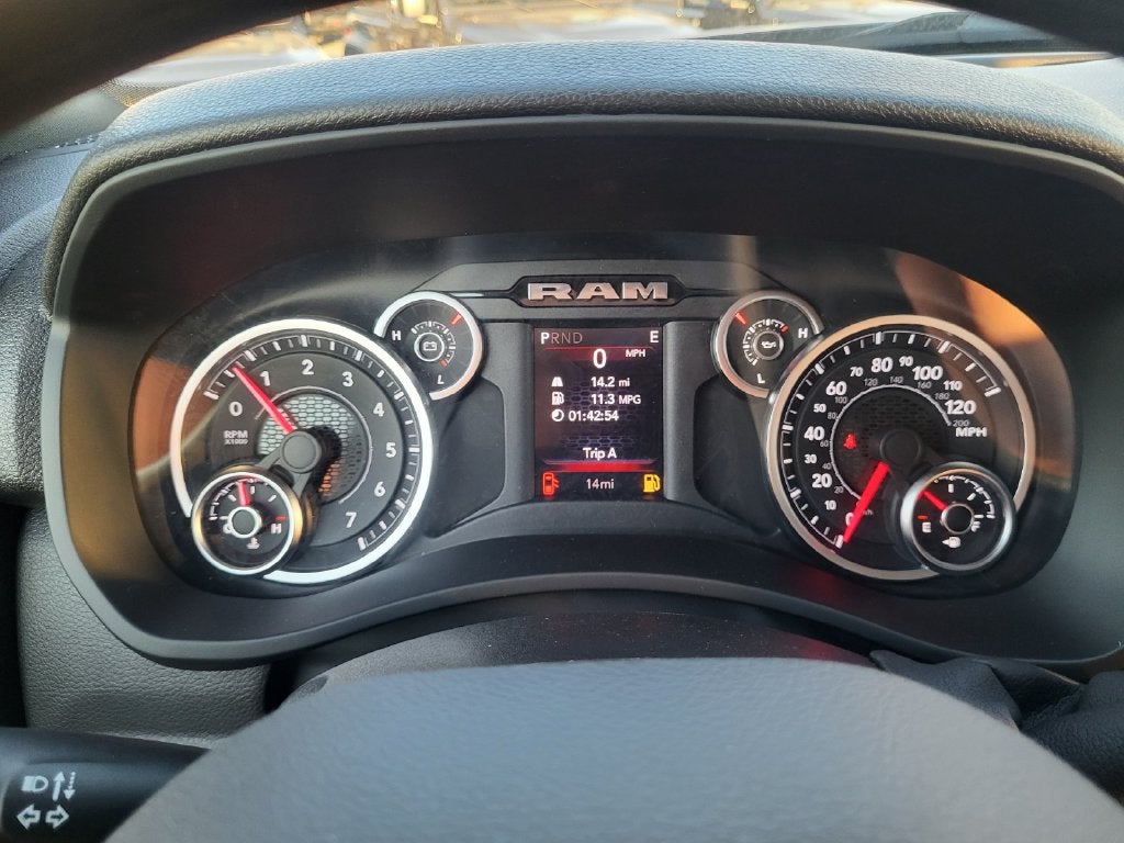 2027 RAM Ram 2500 RAM 2500 TRADESMAN CREW CAB 4X4 6'4' BOX