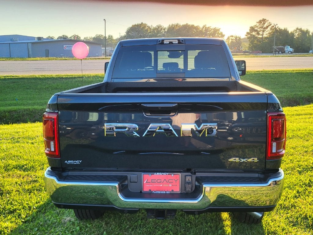2027 RAM Ram 2500 RAM 2500 TRADESMAN CREW CAB 4X4 6'4' BOX