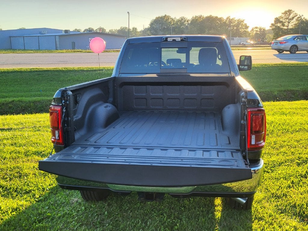 2027 RAM Ram 2500 RAM 2500 TRADESMAN CREW CAB 4X4 6'4' BOX