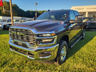 2027 RAM Ram 2500 RAM 2500 TRADESMAN CREW CAB 4X4 6'4' BOX