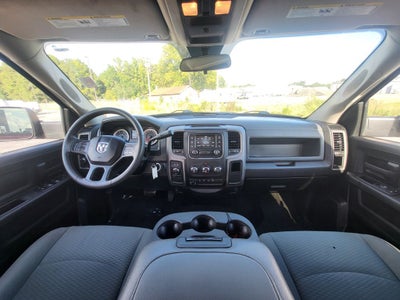 2018 RAM 2500 Tradesman Crew Cab 4x4 6'4' Box